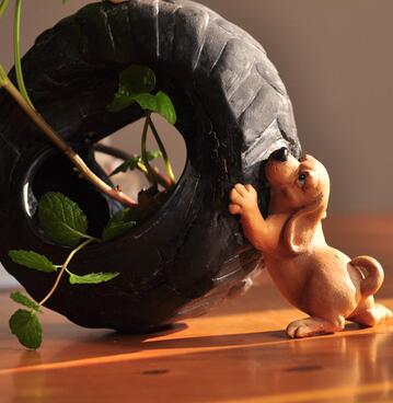 Realistic Dog Figurine - Cartoon Home Decor & Gift